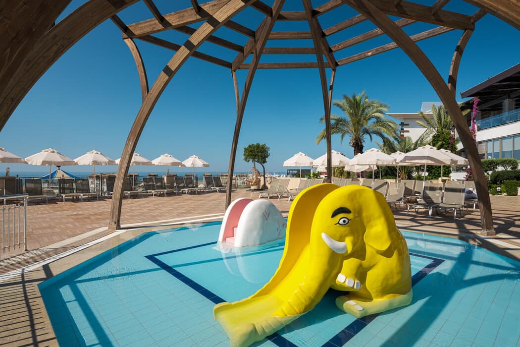 Adin Beach Hotel Odalar