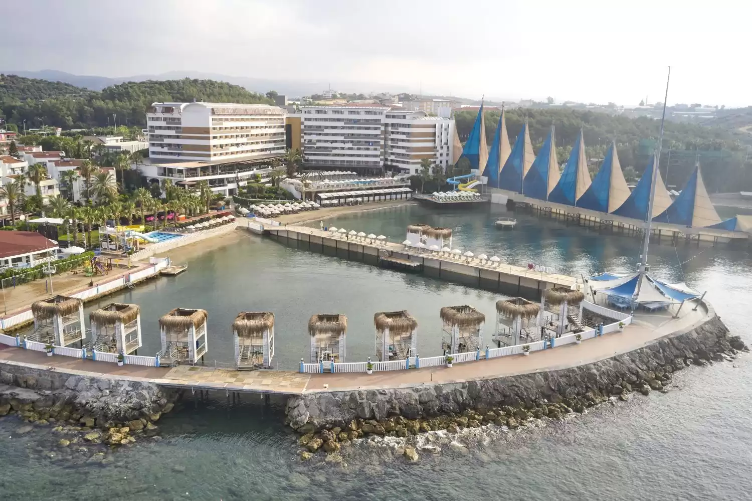 Adin Beach Resort & Spa Hotel